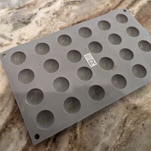 Mole Cule R Candy Ice Mold